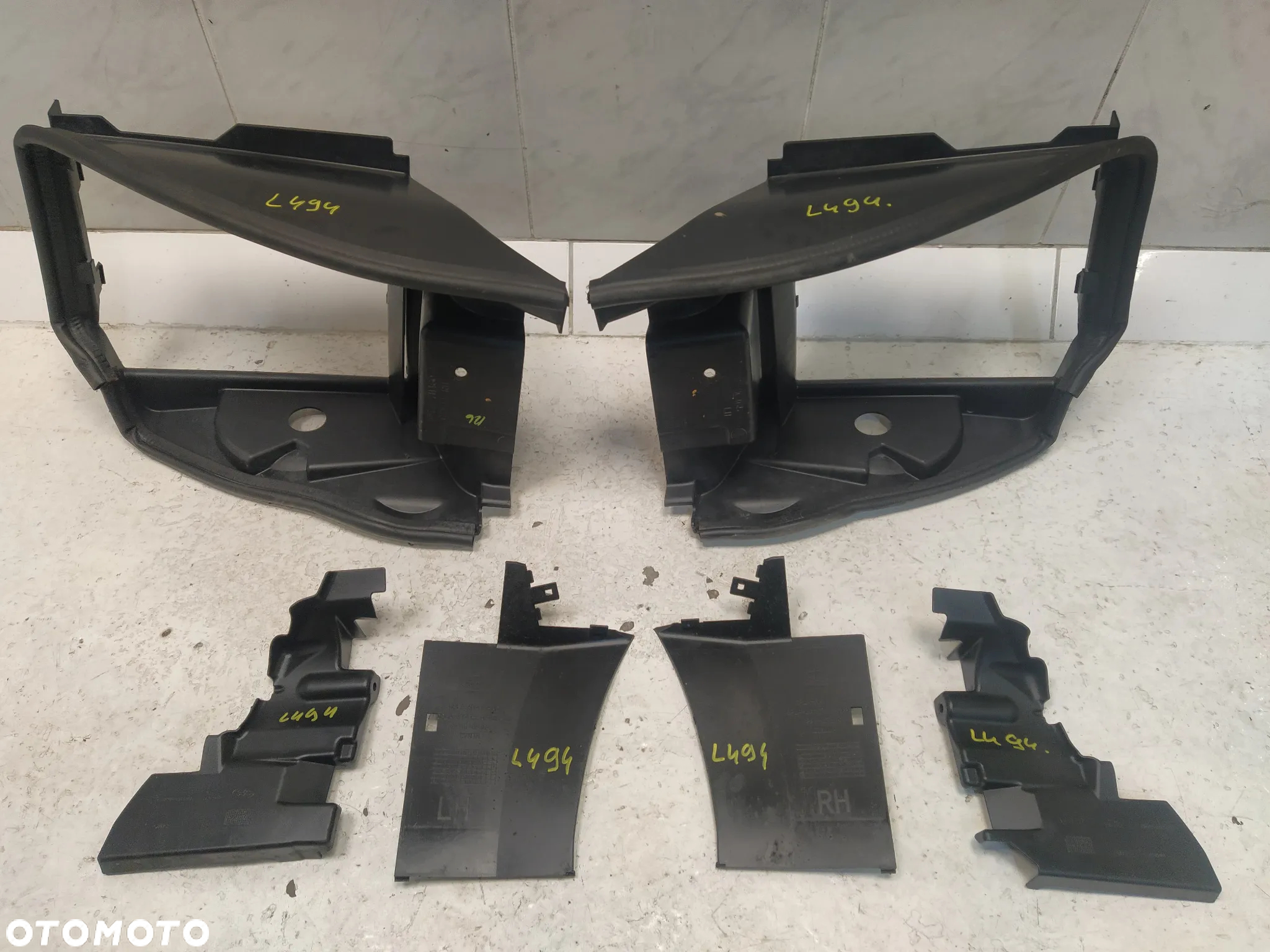 RANGE ROVER SPORT L494 KIEROWNICA WLOT POWIETRZA MOCOWANIA LEWA PRAWA KOMPLET ORYGINAŁ - 2
