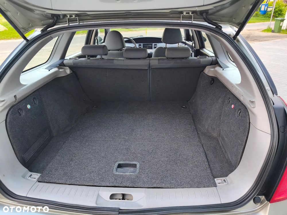 Nissan Primera 1.6 Visia - 18