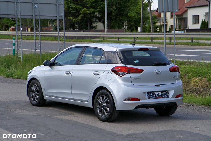 Hyundai i20 1.2 Passion Plus - 4