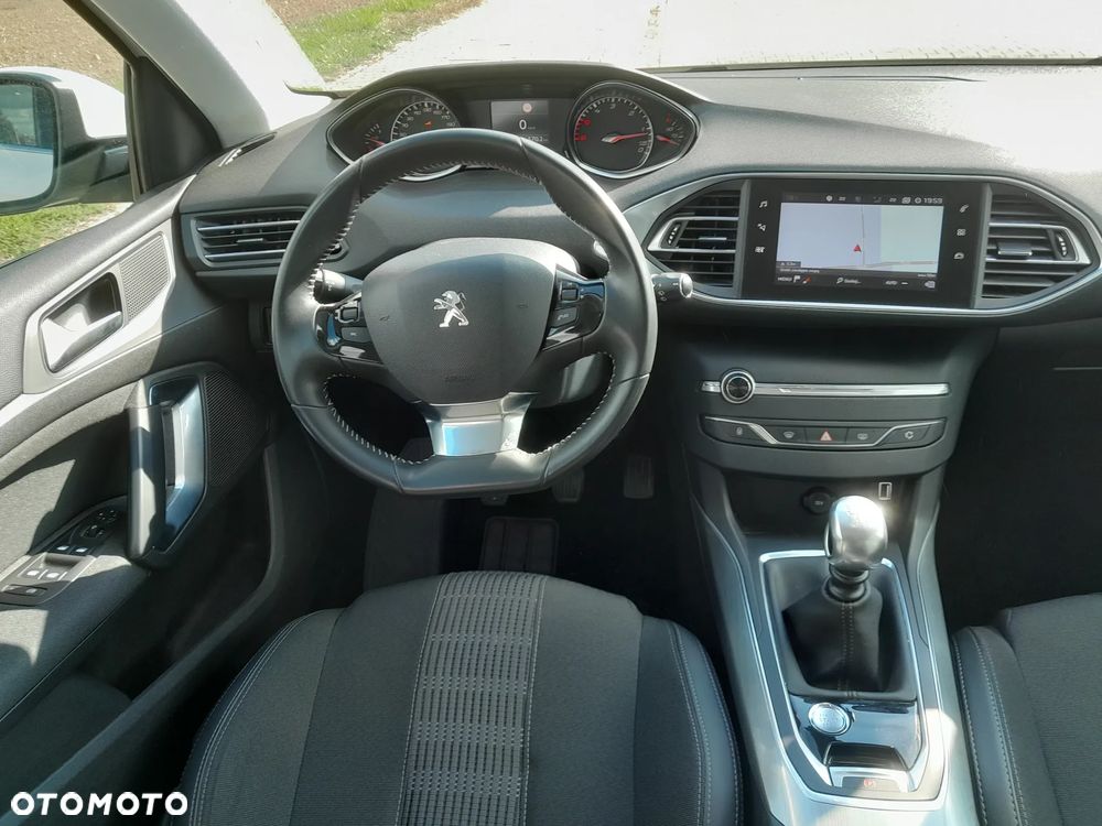 Peugeot 308 - 11