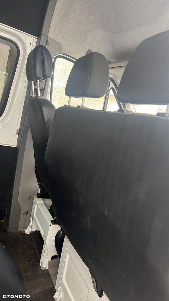 Mercedes-Benz Sprinter - 3