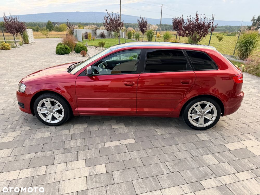 Audi A3 Sportback 1.8 TFSI Attraction - 5