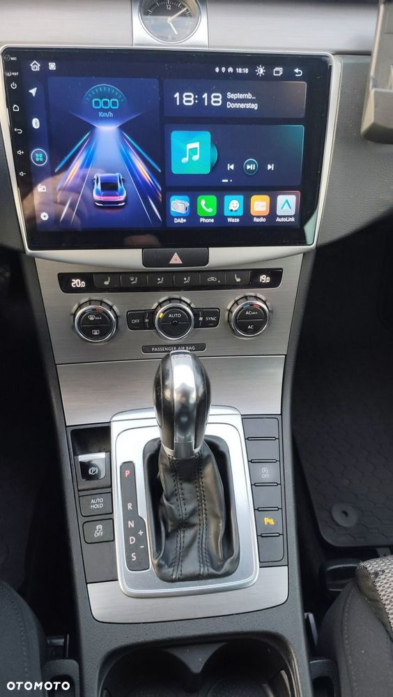 Volkswagen Passat - 15