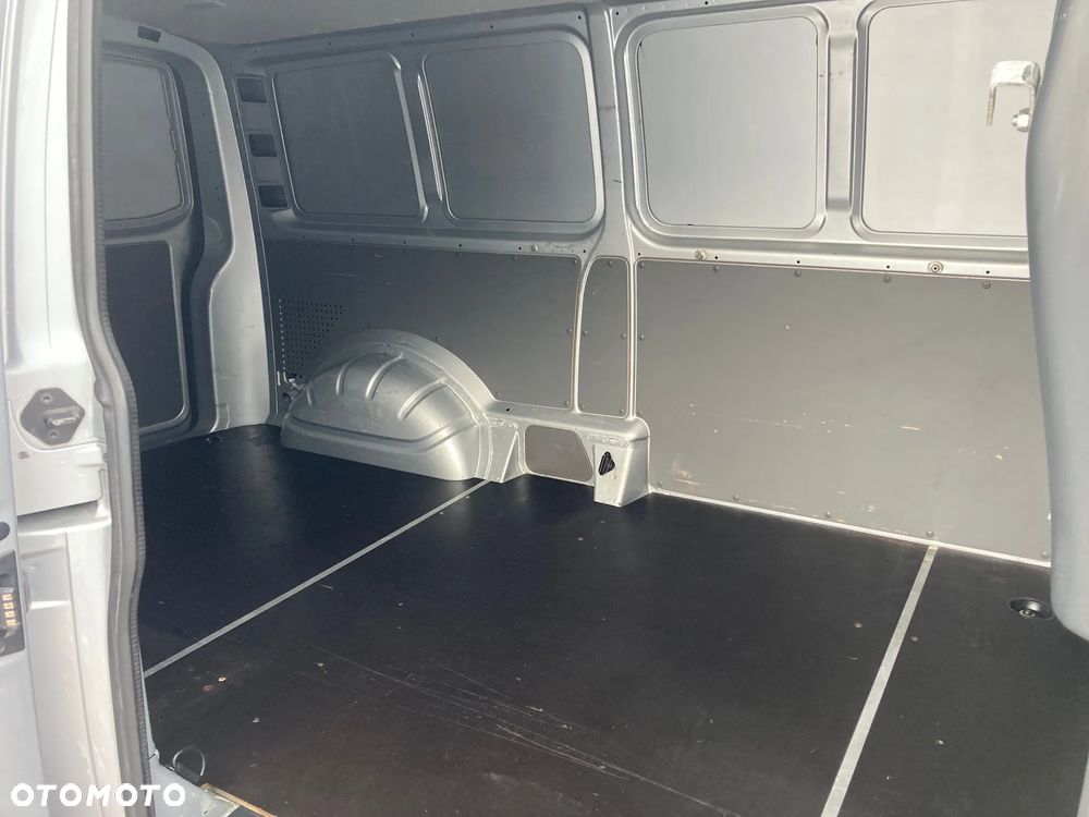 Volkswagen Transporter T6 L2H1 LONG 2.0 TDi 150 KM krajowy VAT 23% 59900 netto - 18