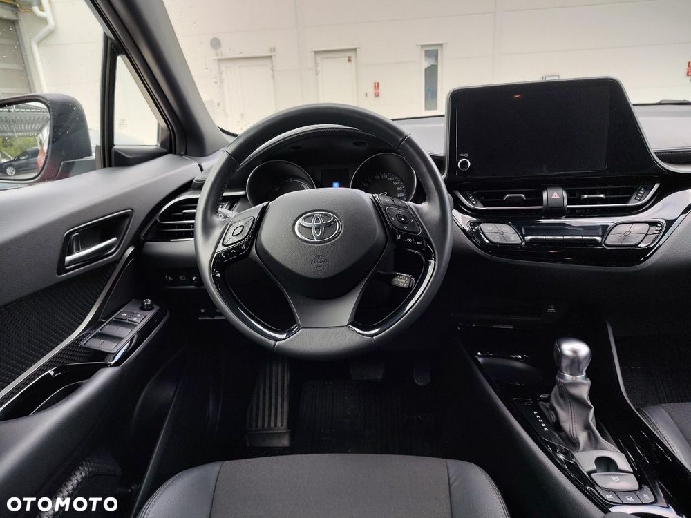 Toyota C-HR - 11