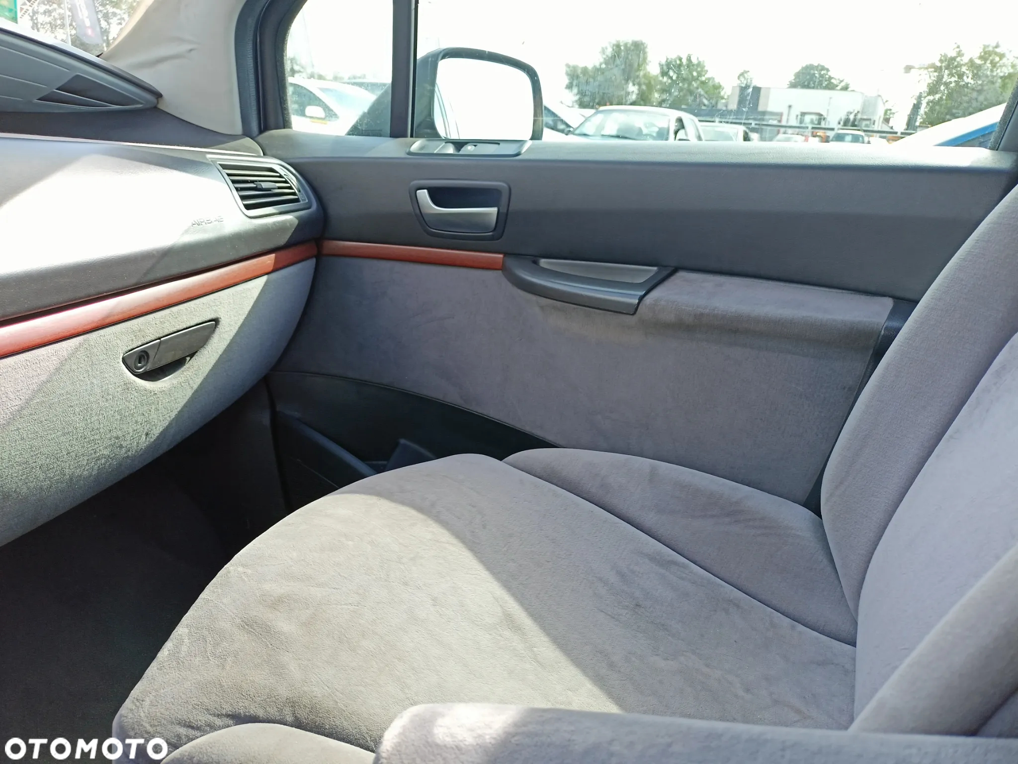 Citroën C8 - 10