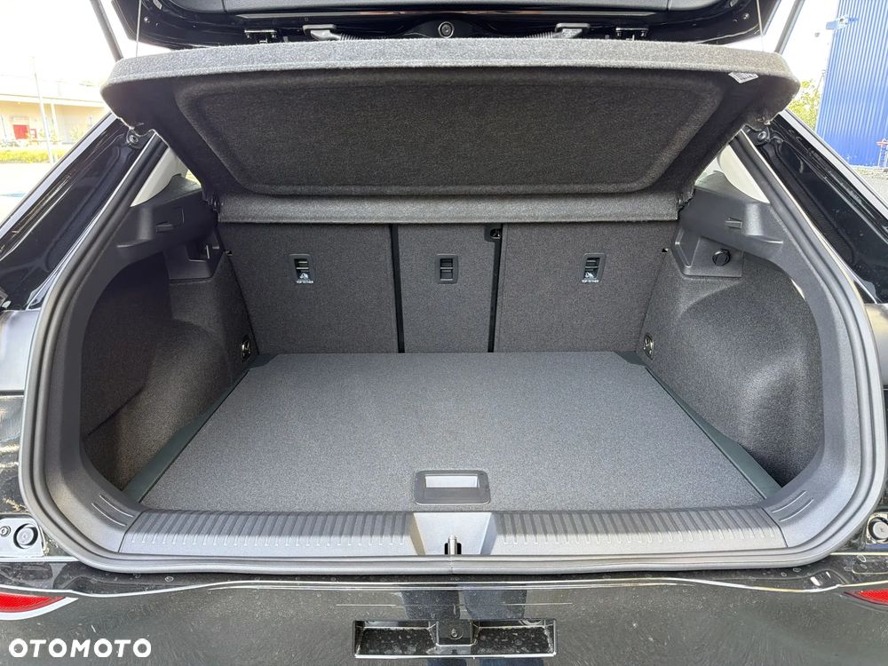 Volkswagen T-Roc 1.5 eTSI Life DSG - 18