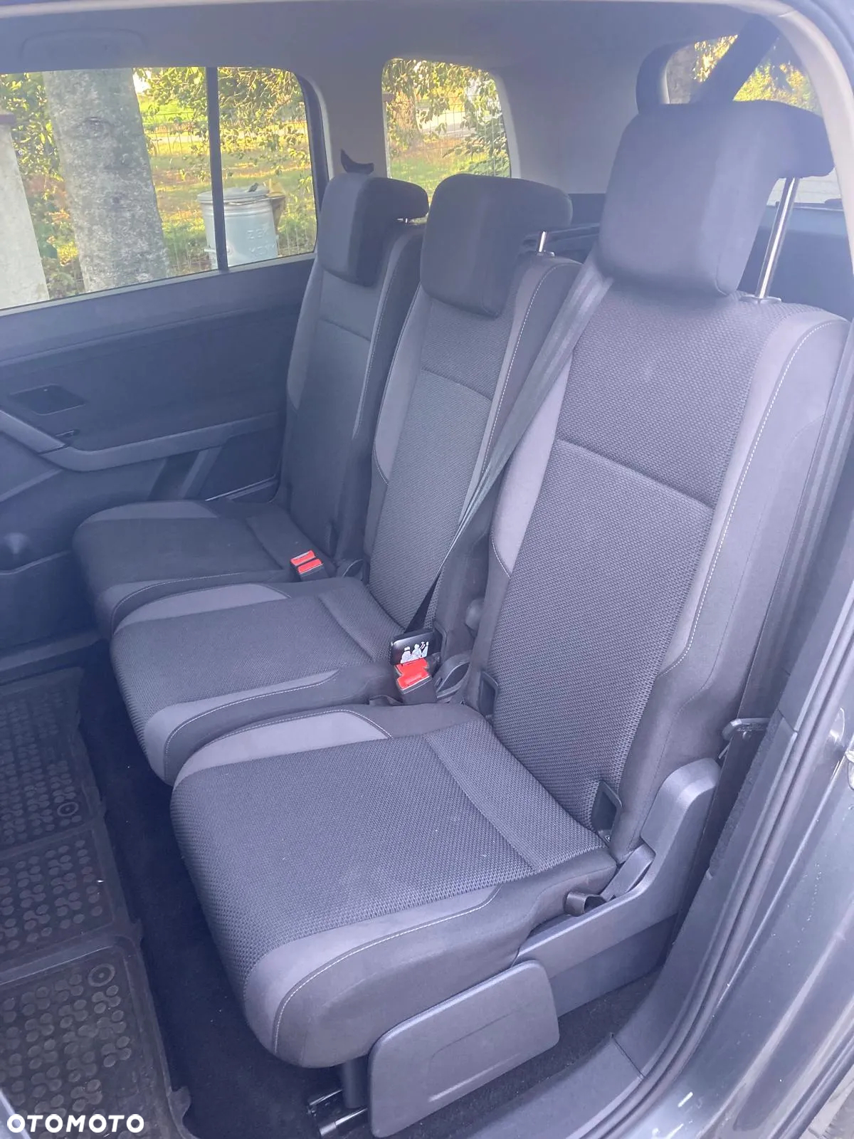 Volkswagen Touran 1.6 TDI SCR (BlueMotion Technology) DSG Trendline - 27