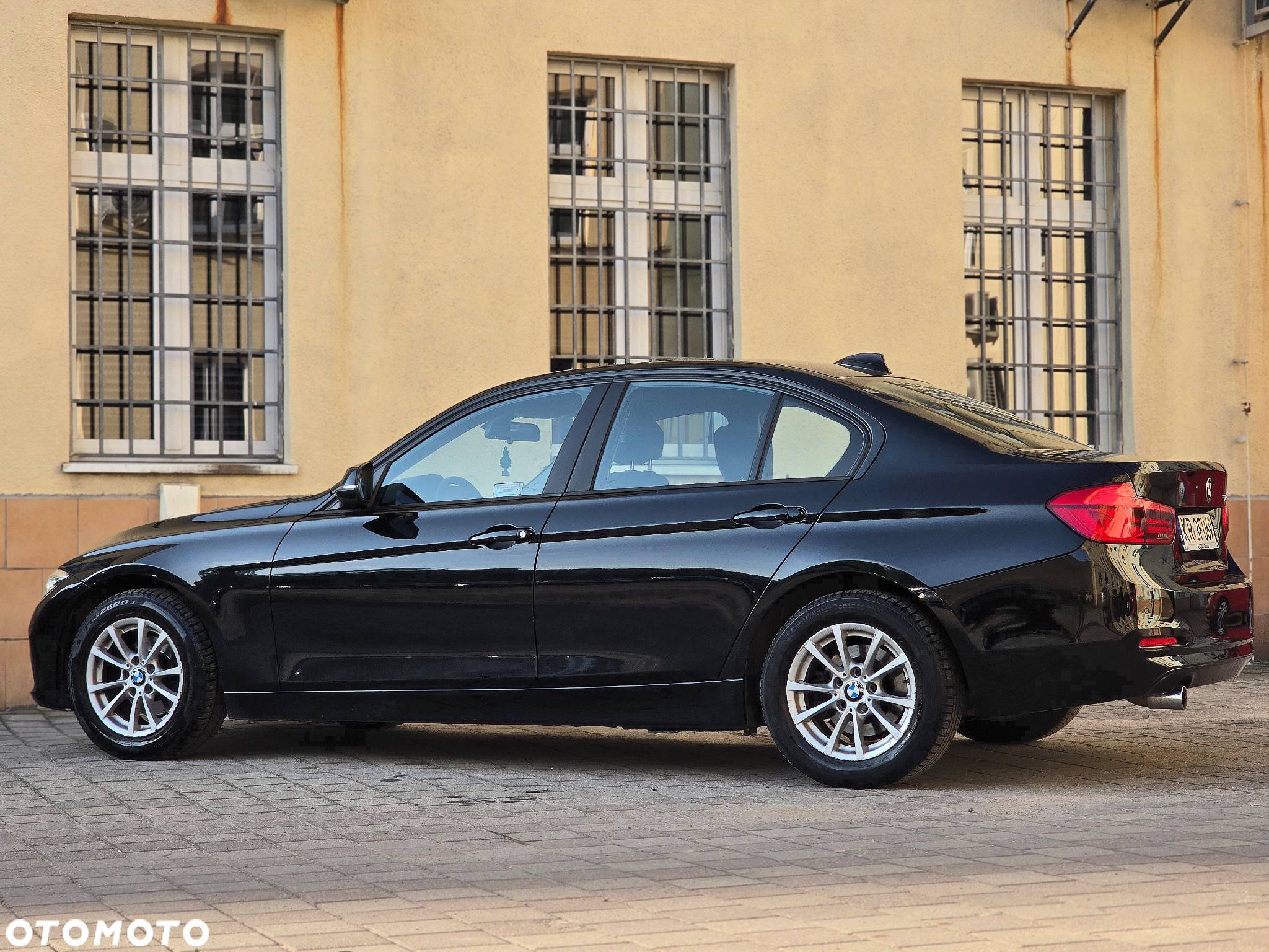 BMW Seria 3 316d - 5