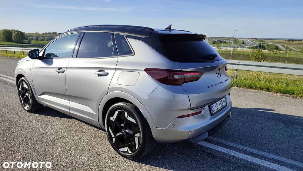 Opel Grandland X 1.6 T PHEV 4x4 Edition - 4
