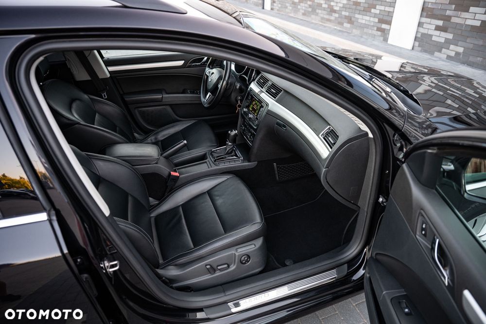 Skoda Superb 2.0 TDI L&K DSG - 27