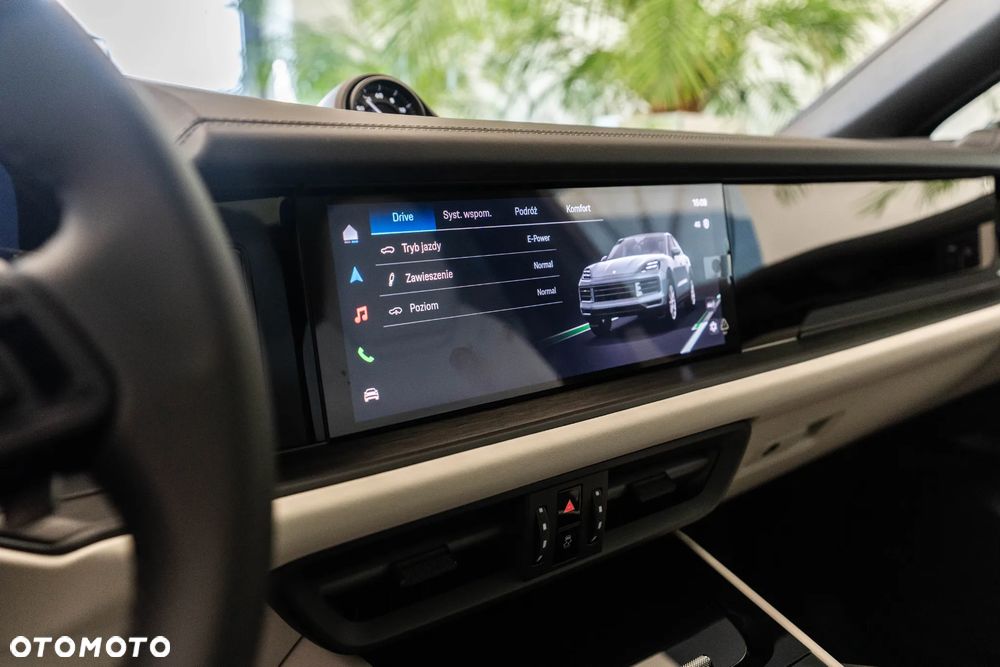 Porsche Cayenne E-Hybrid PHEV Black Edition - 25