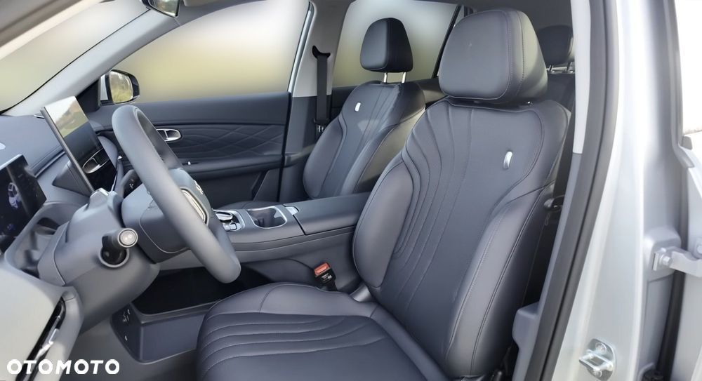 Geely Starray EM-i 1.5 PHEV Pro - 11