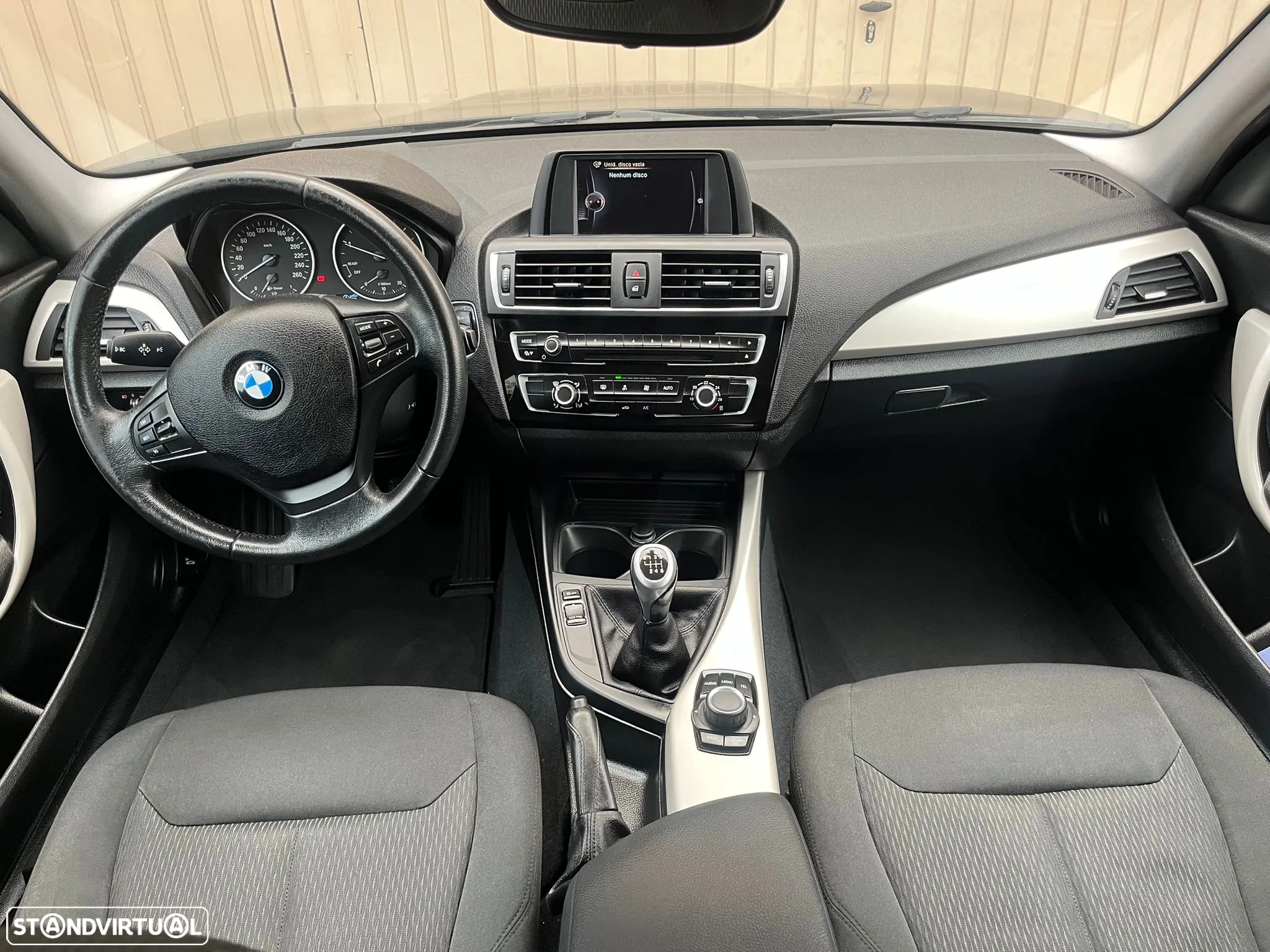 BMW 116 d EfficientDynamics - 22