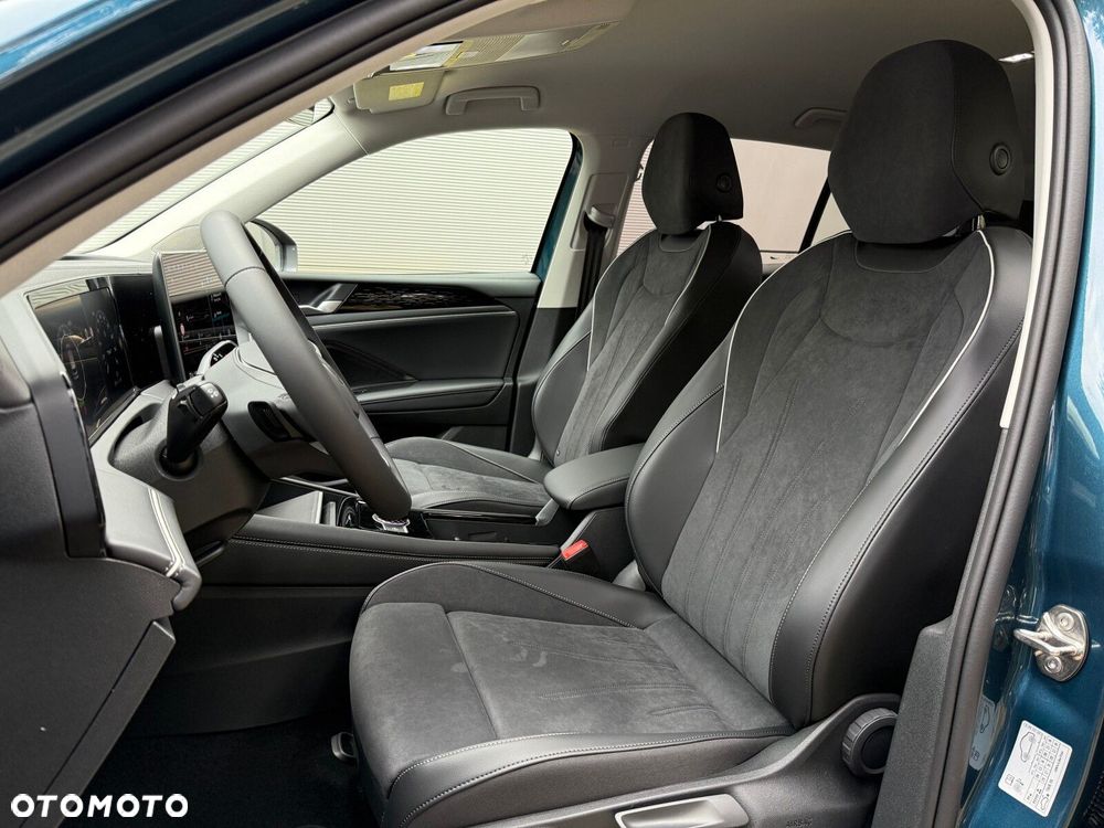 Volkswagen Tiguan - 11