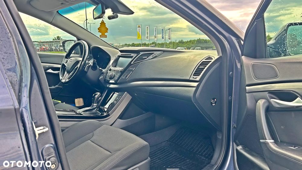 Hyundai i40 Kombi blue 1.7 CRDi DCT Premium - 11