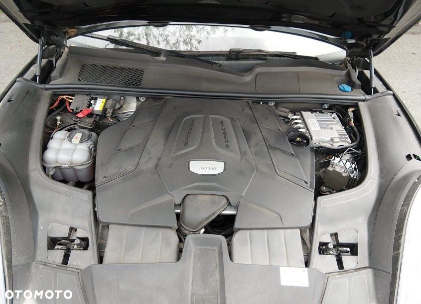 Porsche Cayenne Tiptronic S - 17