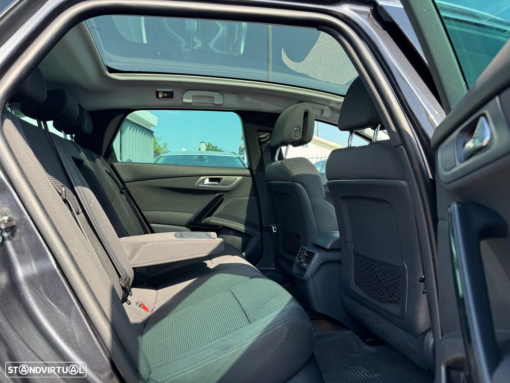 Peugeot 508 SW BlueHDi 120 EAT6 Stop&Start Allure - 32