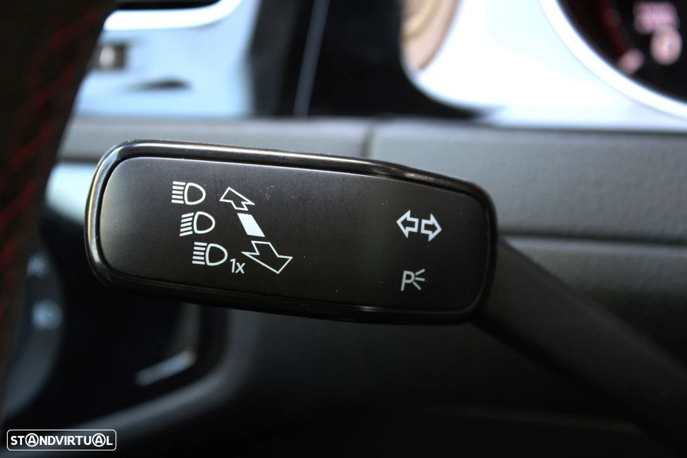 VW Golf GTI Clubsport DSG - 32