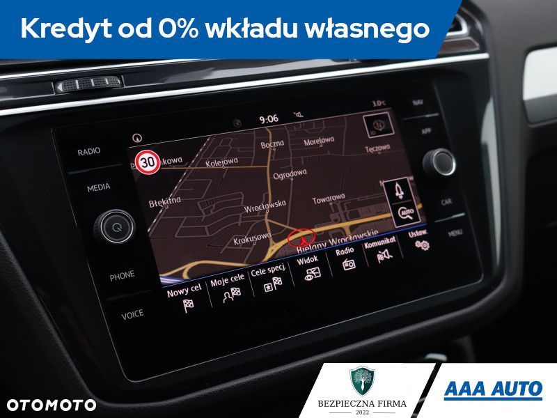 Volkswagen Tiguan - 13