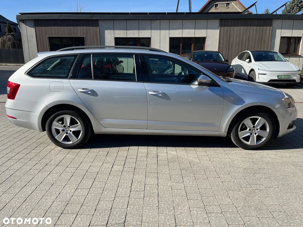 Skoda Octavia - 4