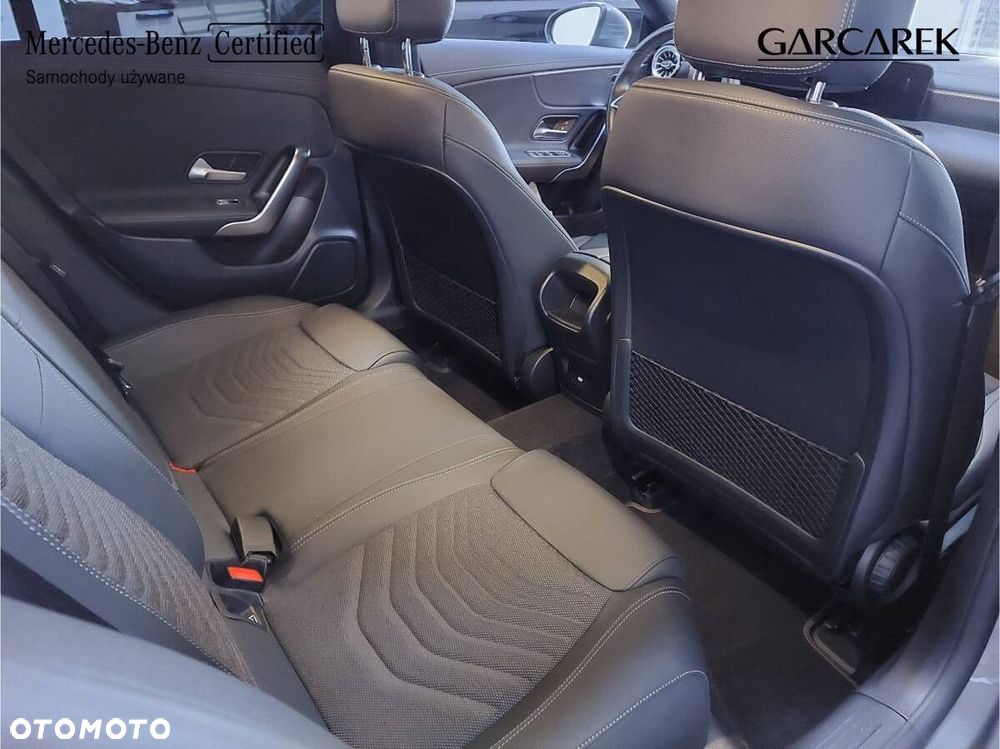 Mercedes-Benz CLA 200 d Progressive 8G-DCT - 18