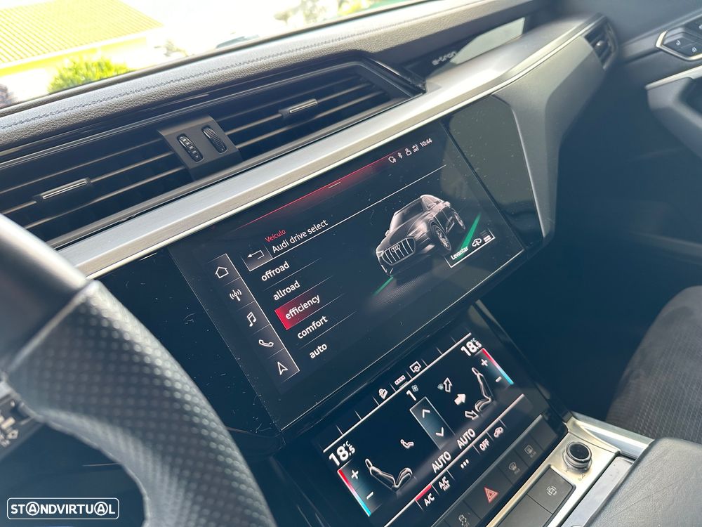 Audi e-tron Sportback 55 quattro S line - 23