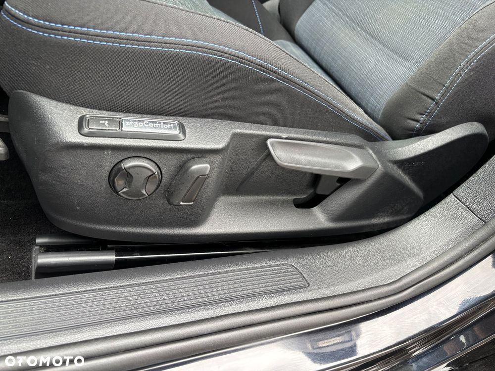 Volkswagen Passat 1.4 TSI Plug-In Hybrid GTE DSG - 18