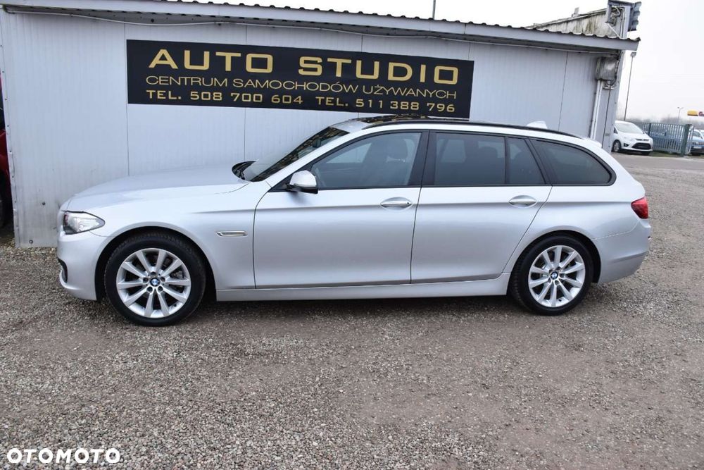BMW Seria 5 520d xDrive - 31