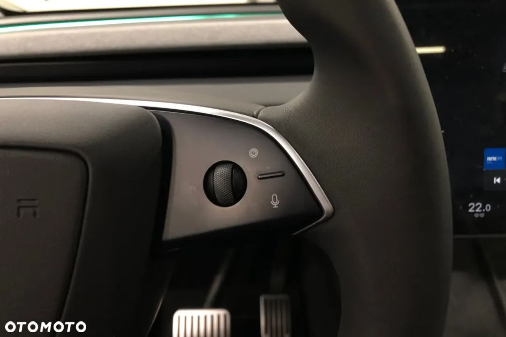 Tesla Y 79kWh Long Range RWD - 15