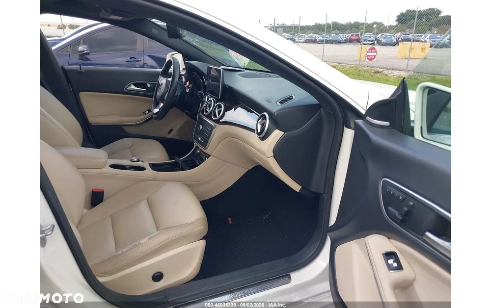 Mercedes-Benz CLA - 7