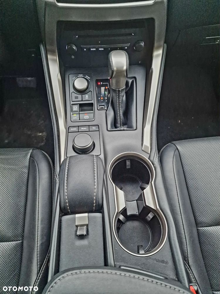 Lexus NX 200t Elegance AWD - 22