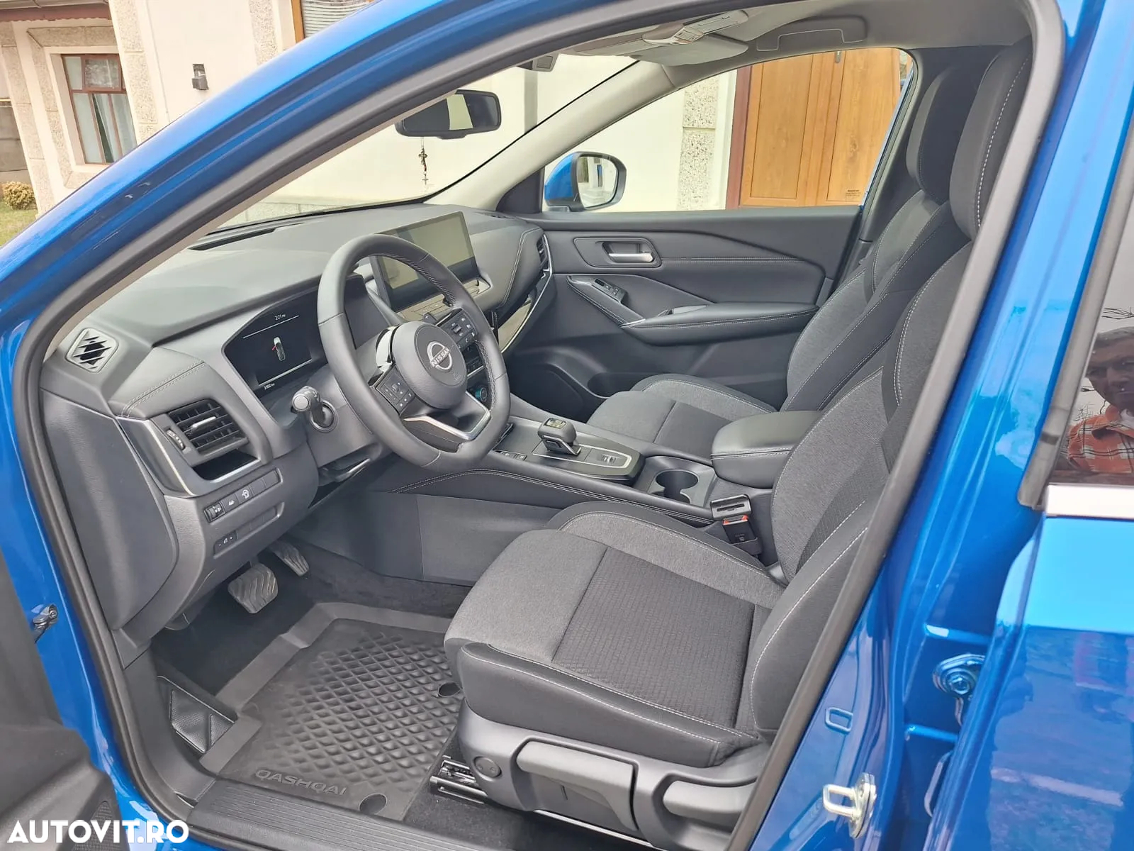 Nissan Qashqai 1.3 l Mild-Hybrid X-Tronic N-Connecta - 8