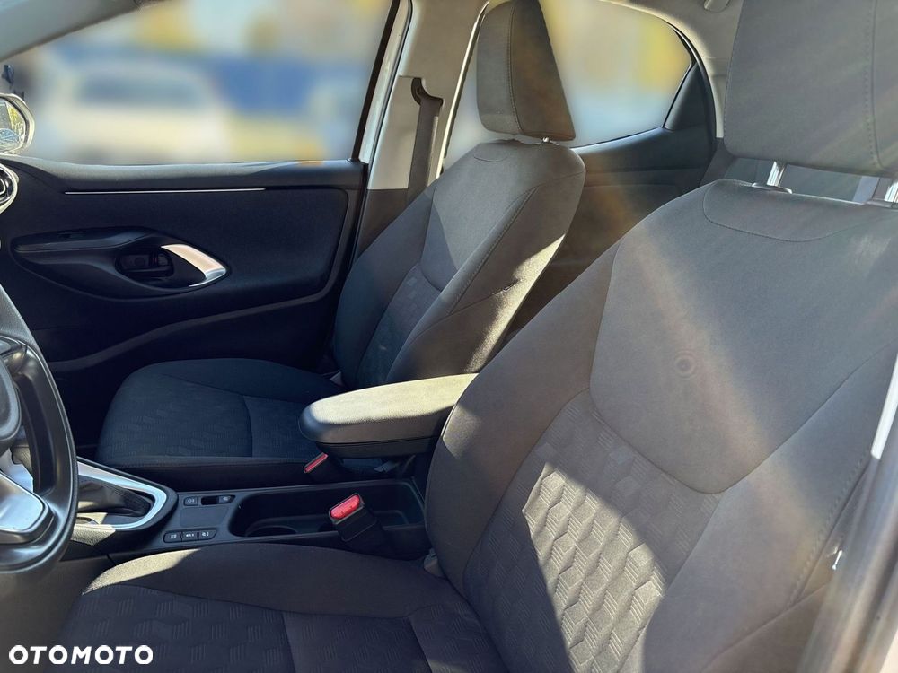 Toyota Yaris Hybrid 1.5 Active - 11