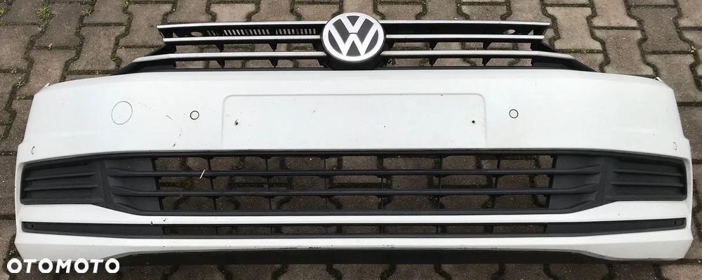 VW Touran 5TA zderzak przód przedni L0K1 - 1