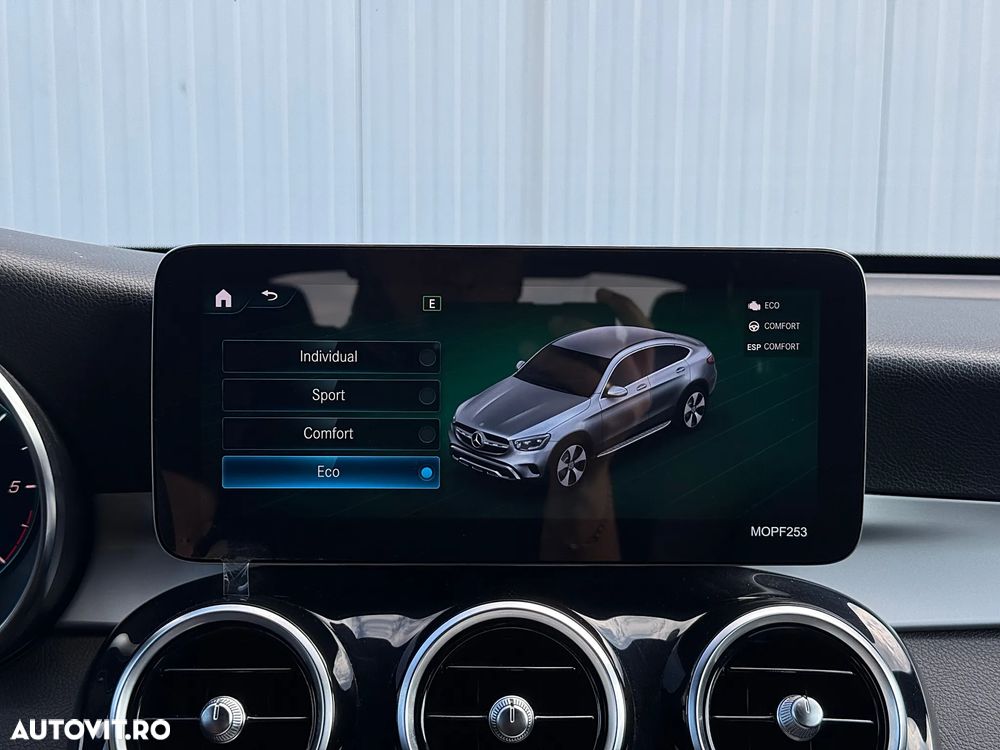 Mercedes-Benz GLC 220 d 4MATIC 9G-TRONIC Exclusive - 35