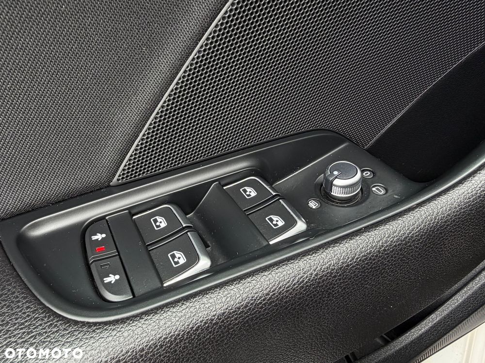 Audi A3 Limousine 30 TDI S tronic - 22