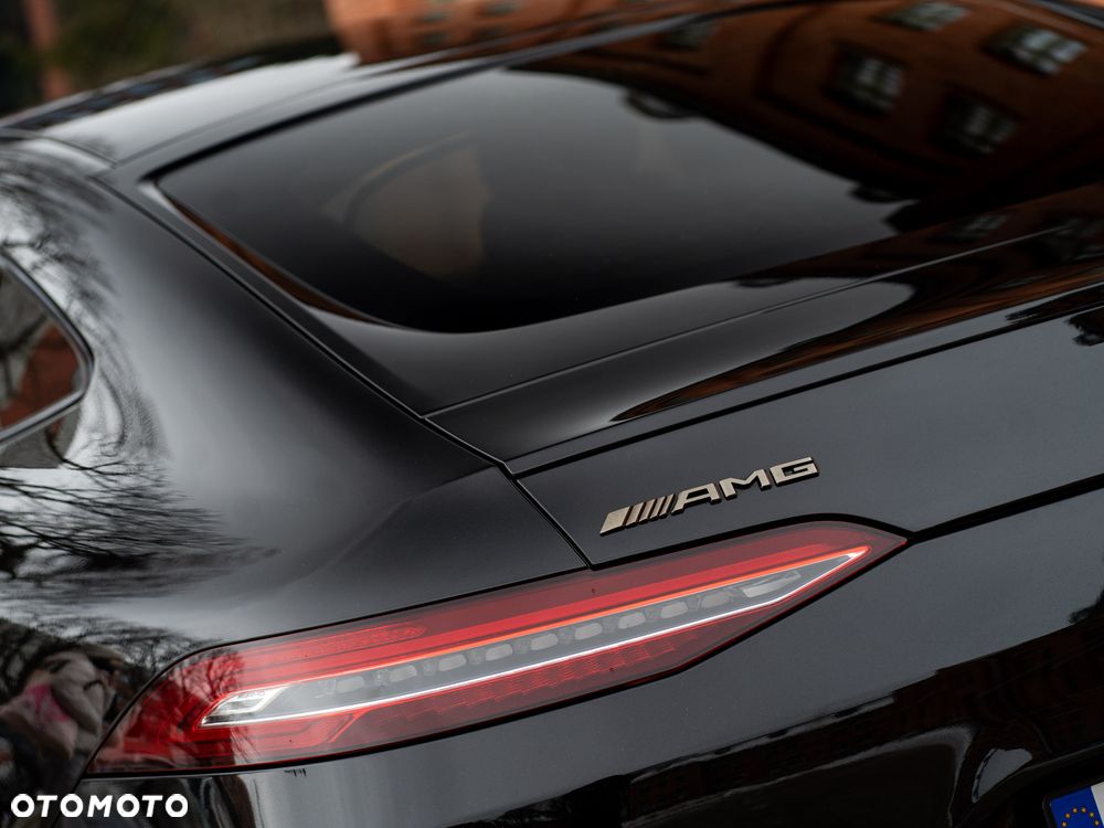 Mercedes-Benz AMG GT - 15
