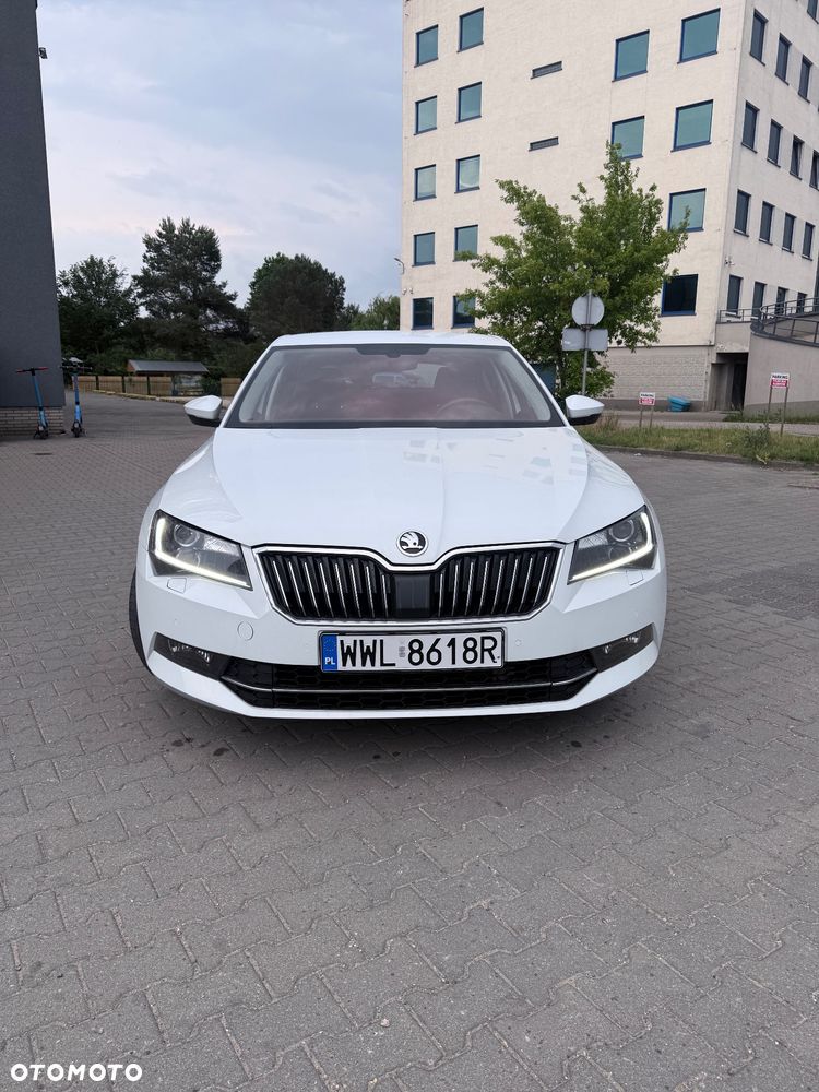 Skoda Superb 2.0 TDI Ambition DSG - 3