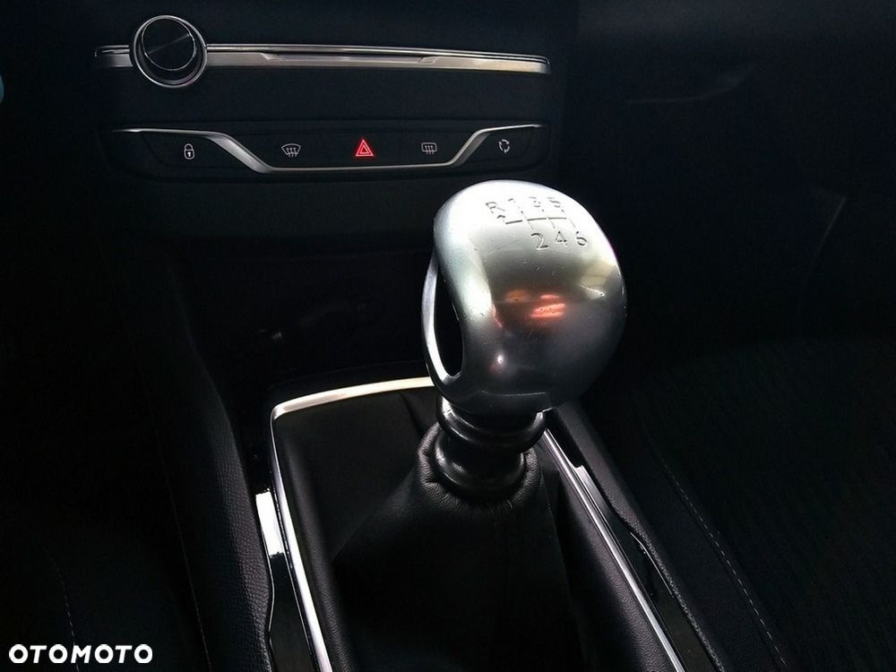 Peugeot 308 - 22
