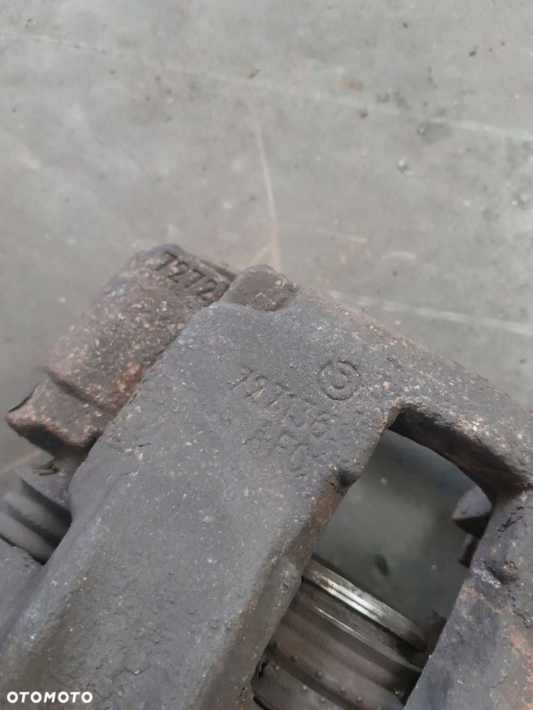 ZACISK PRAWY LEWY PRZÓD TYŁ IVECO DAILY 2.3 3.0 EURO 4 5 6 - 3