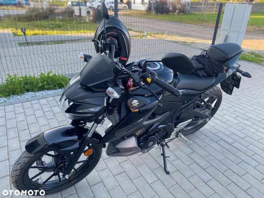 Suzuki GSX - 1