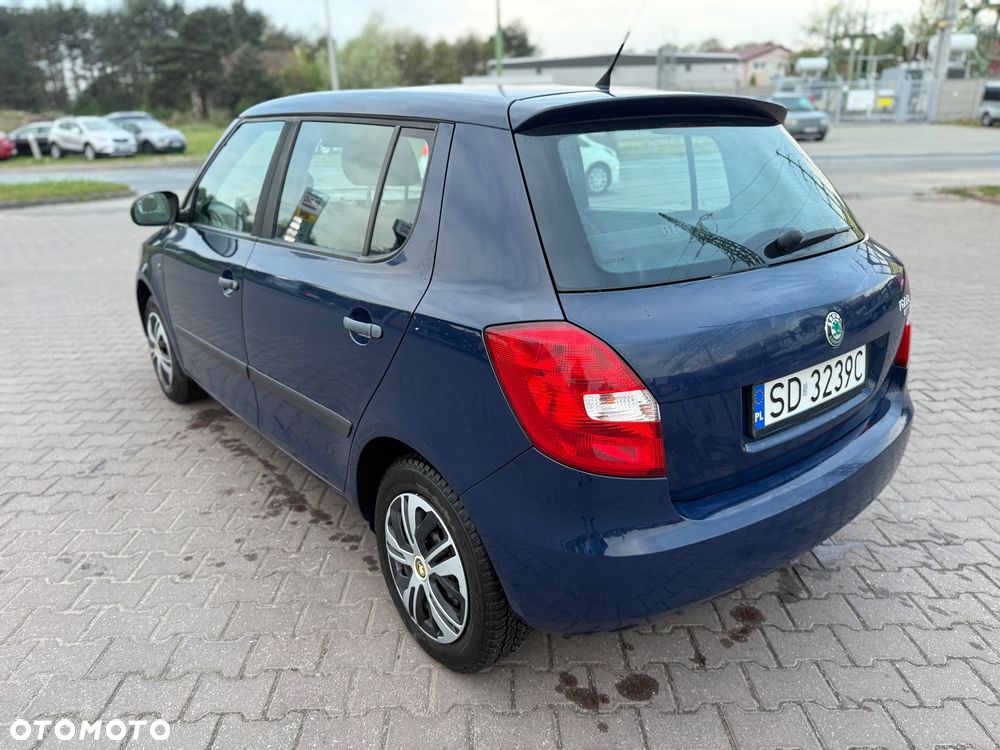 Skoda Fabia 1.2 HTP FAMILY - 10