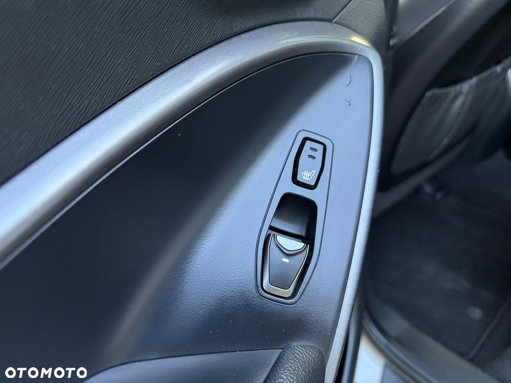 Hyundai Santa Fe 2.0 T Sport Utility - 33