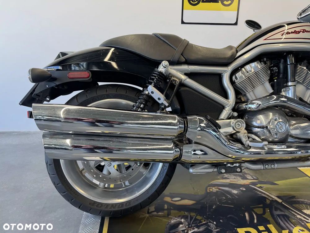 Harley-Davidson V-Rod Street Rod - 16