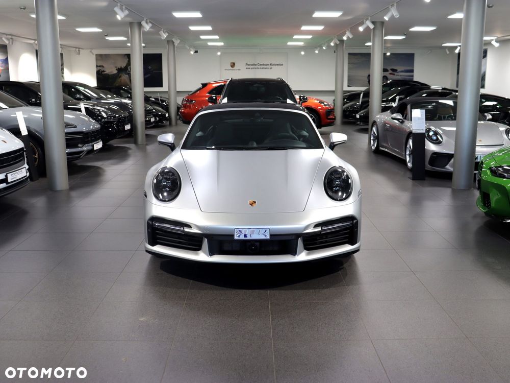 Porsche 911 Turbo S - 8