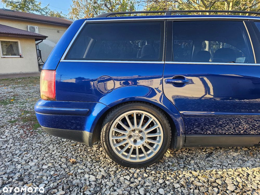 Volkswagen Passat 1.9 TDI Comfortline - 13