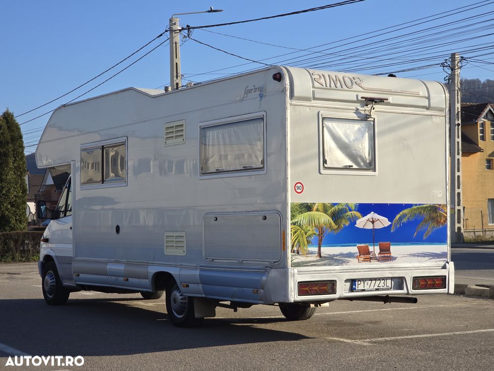 Mercedes-Benz Sprinter - 4