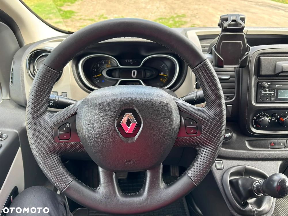 Renault Trafic - 18