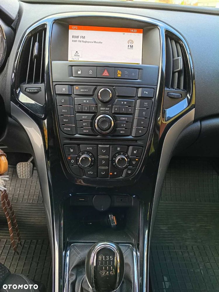 Opel Astra - 11